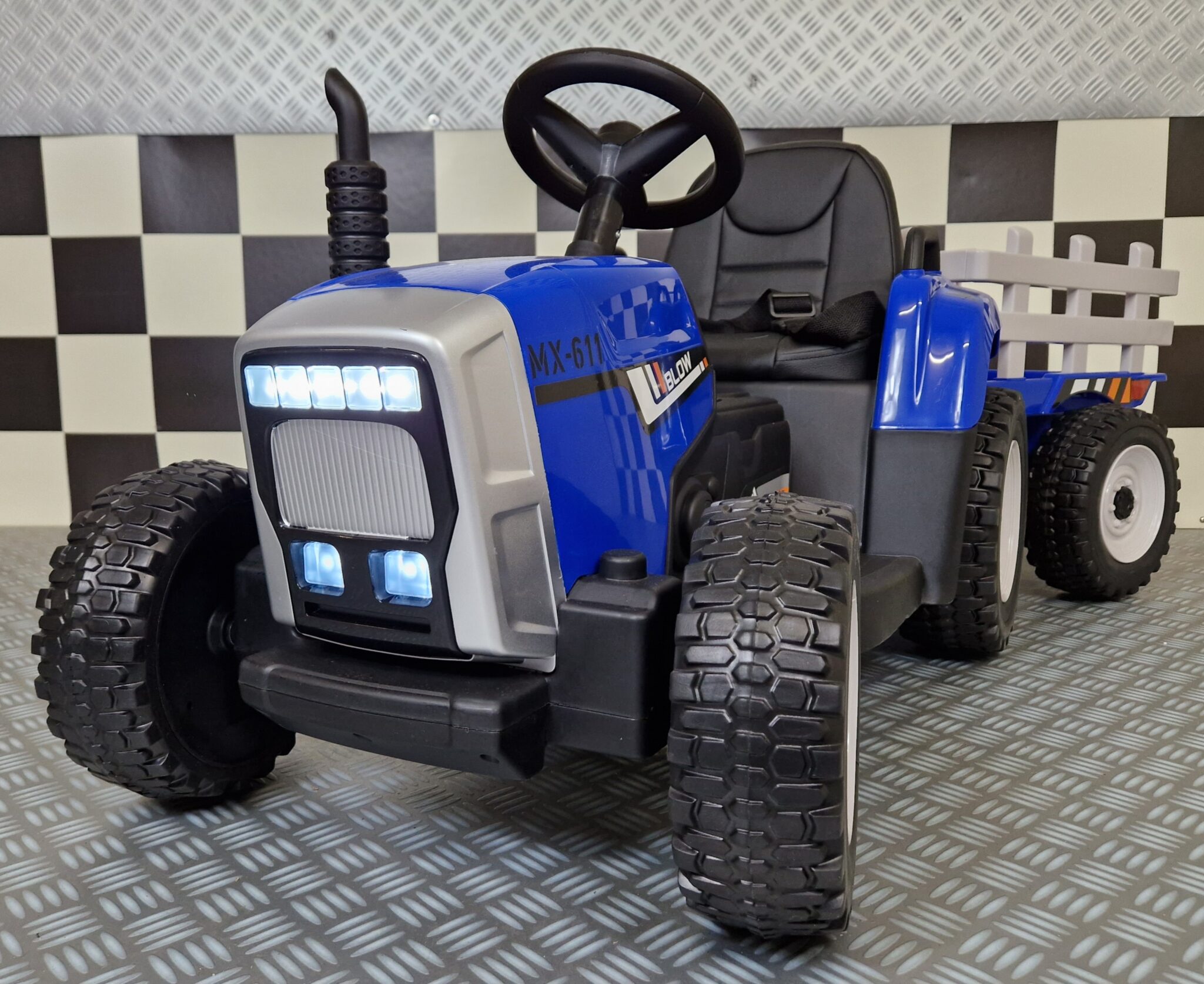 Elektrische speelgoedtractor 12 volt met aanhanger en afstandsbediening, blauw
